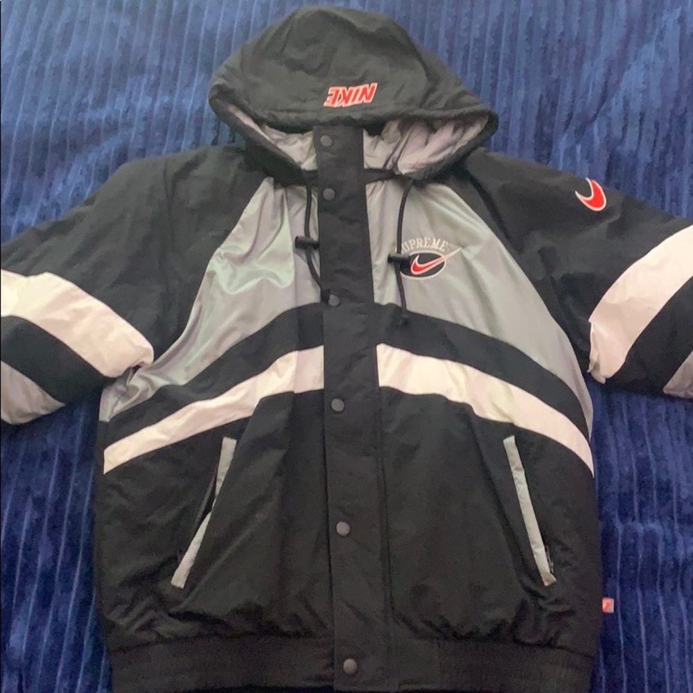 Supreme Nike Hooded sport